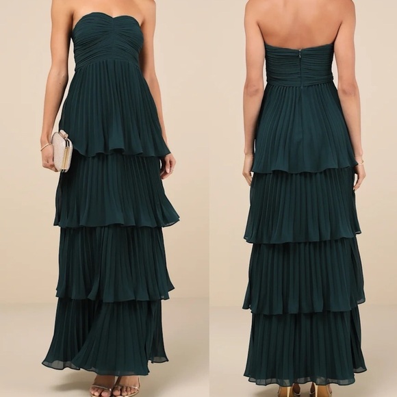 Lulus Dresses & Skirts - NWOT Seriously Sensational Emerald Strapless Tiered Maxi Dress